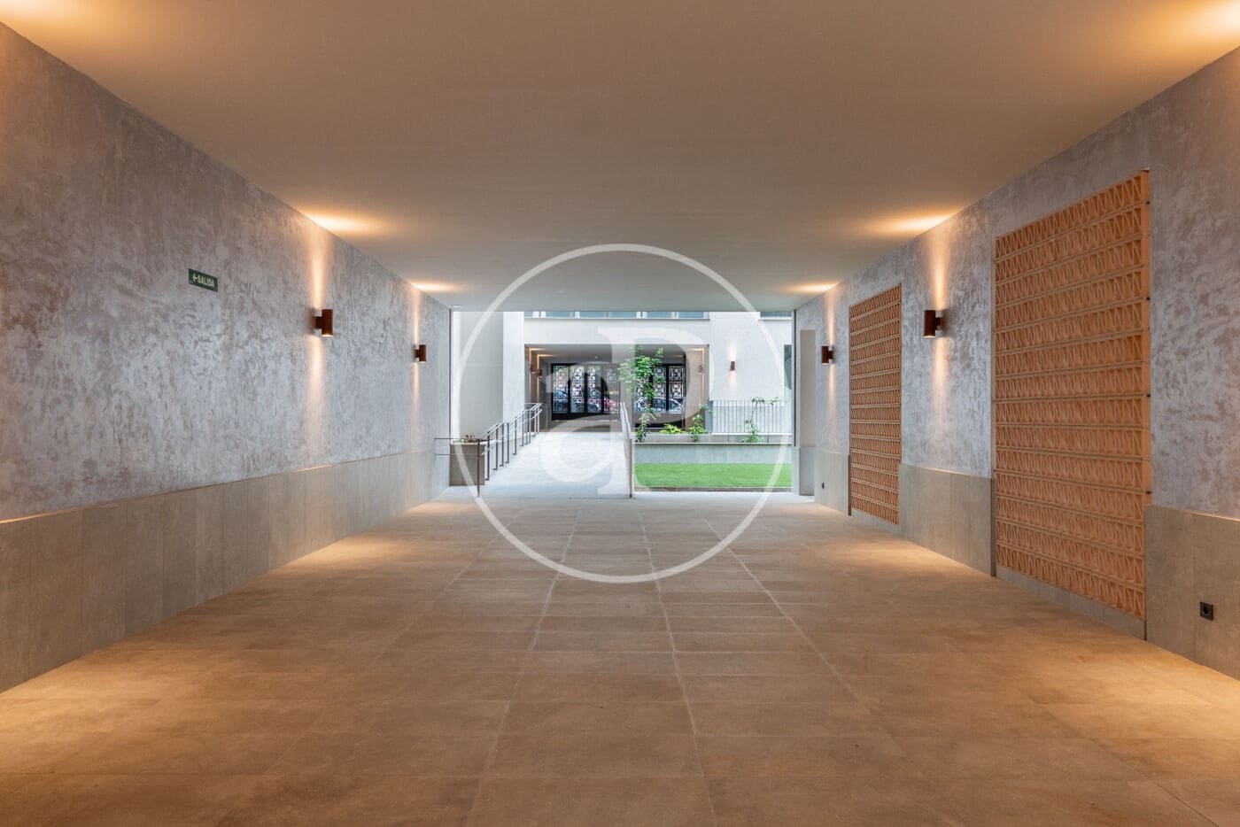 1 soveværelse Lejlighed til leje i Madrid by med swimmingpool - € 3.200 (Ref: 9004719)