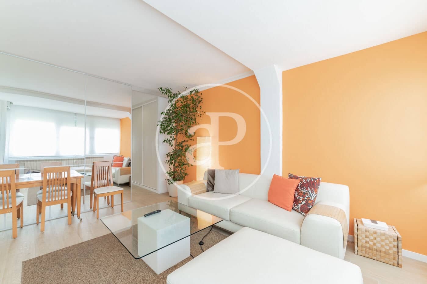 Appartement de 2 chambres à louer à Madrid ville - 2 500 € (Ref: 9007765)