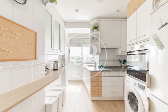 Appartement de 2 chambres à louer à El Viso, Madrid ville - 2 500 € (Ref: 9007765)