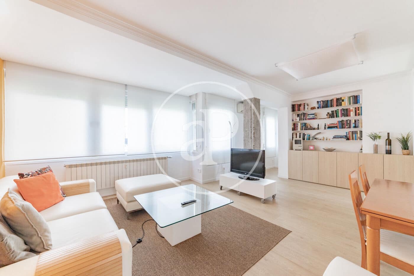 Appartement de 2 chambres à louer à Madrid ville - 2 500 € (Ref: 9007765)