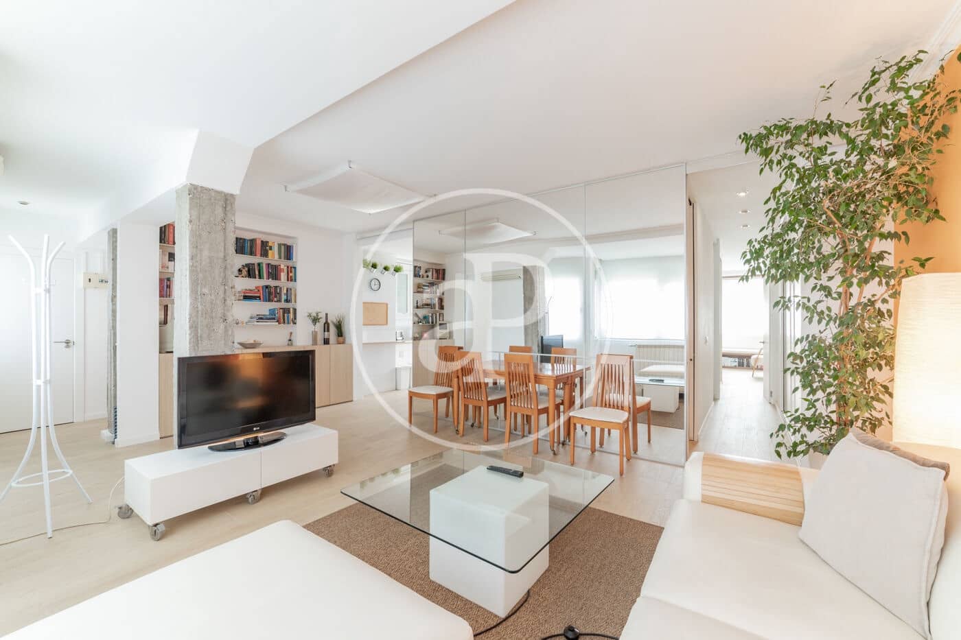 Appartement de 2 chambres à louer à Madrid ville - 2 500 € (Ref: 9007765)