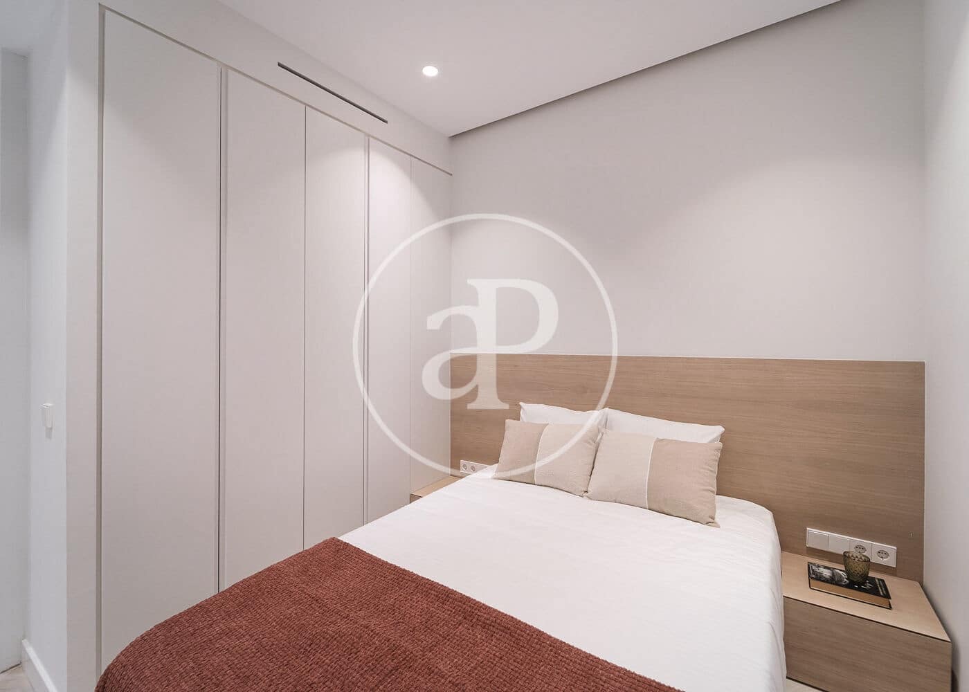 3 soveværelse Lejlighed til salg i Madrid by - € 1.245.000 (Ref: 9007770)