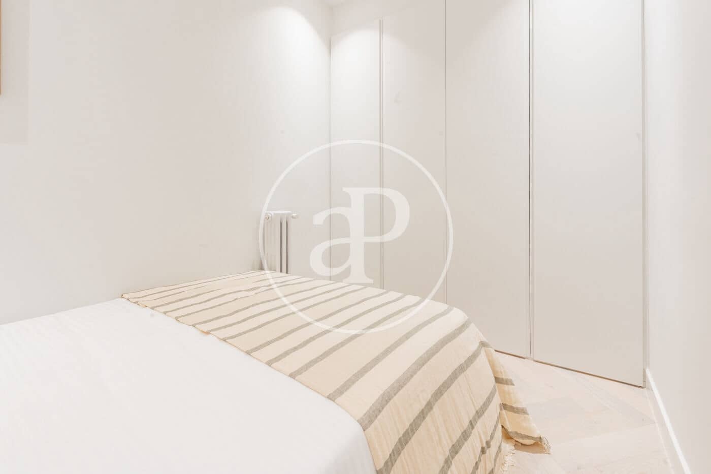 3 bedroom Apartment for sale in Madrid city - € 1,245,000 (Ref: 9007770)