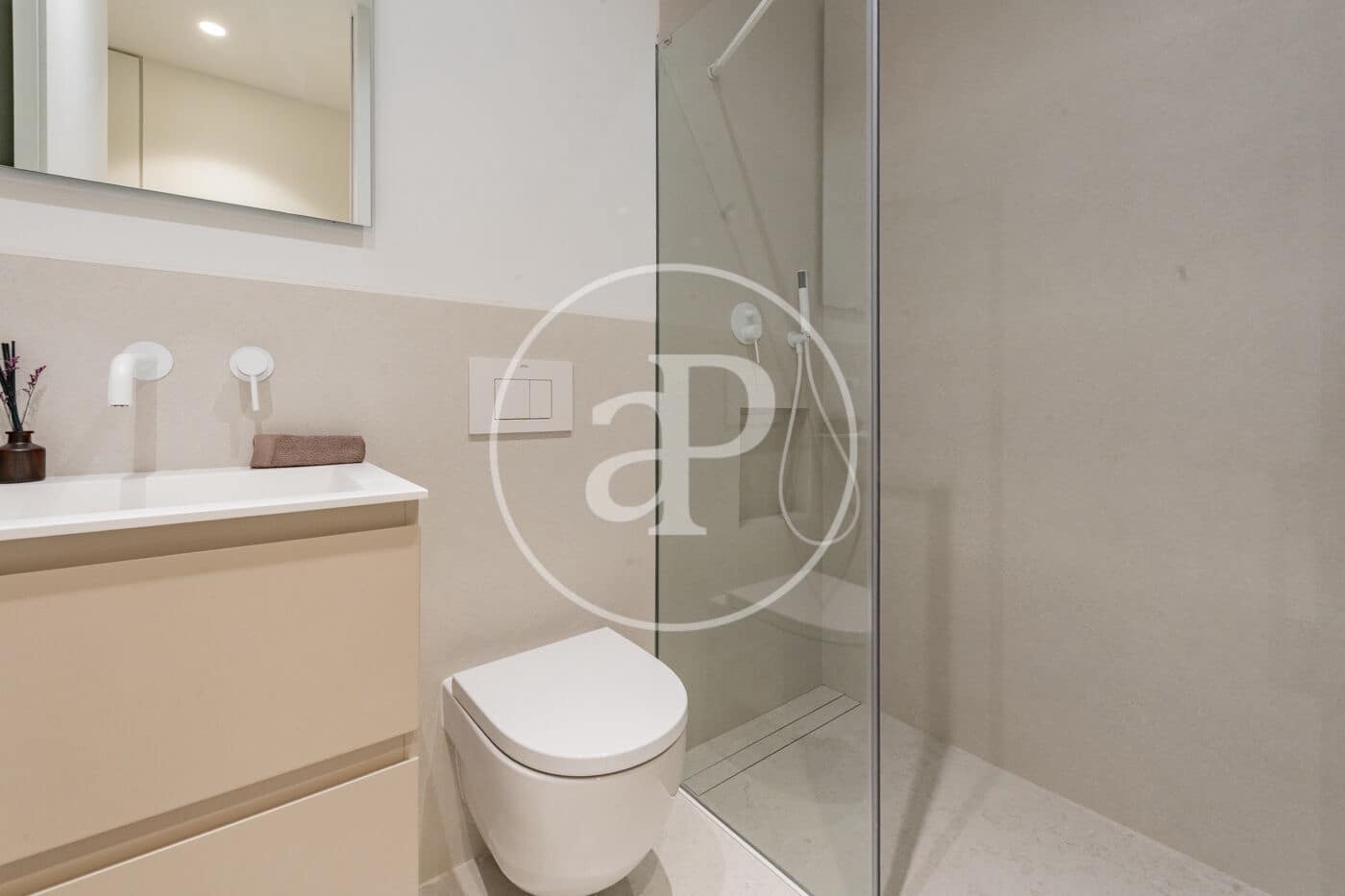 3 bedroom Apartment for sale in Madrid city - € 1,245,000 (Ref: 9007770)