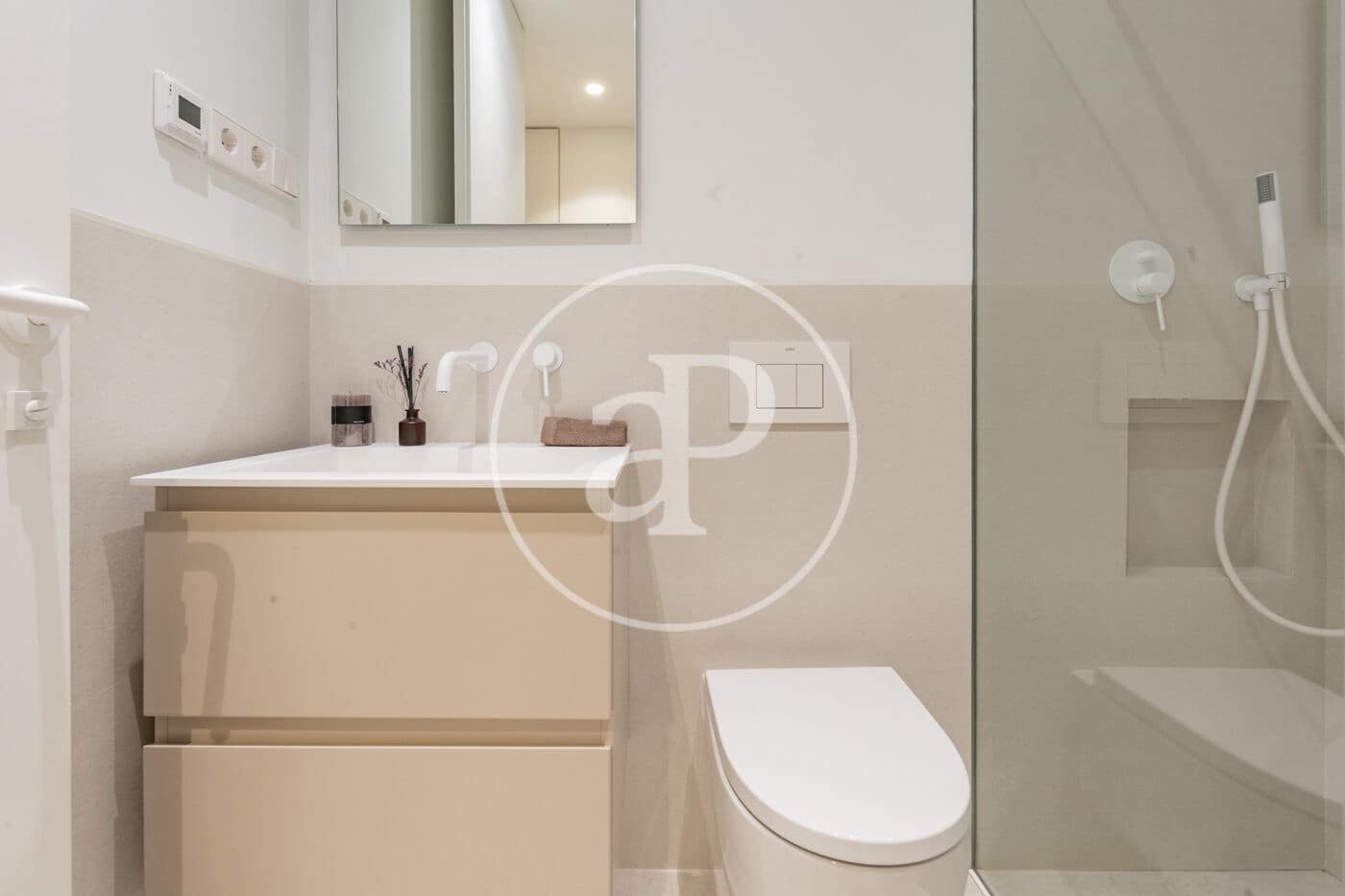 3 bedroom Apartment for sale in Madrid city - € 1,245,000 (Ref: 9007770)