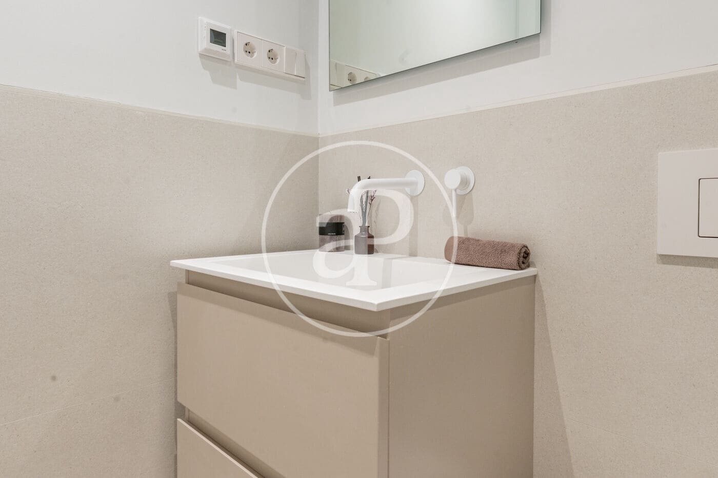 3 bedroom Apartment for sale in Madrid city - € 1,245,000 (Ref: 9007770)