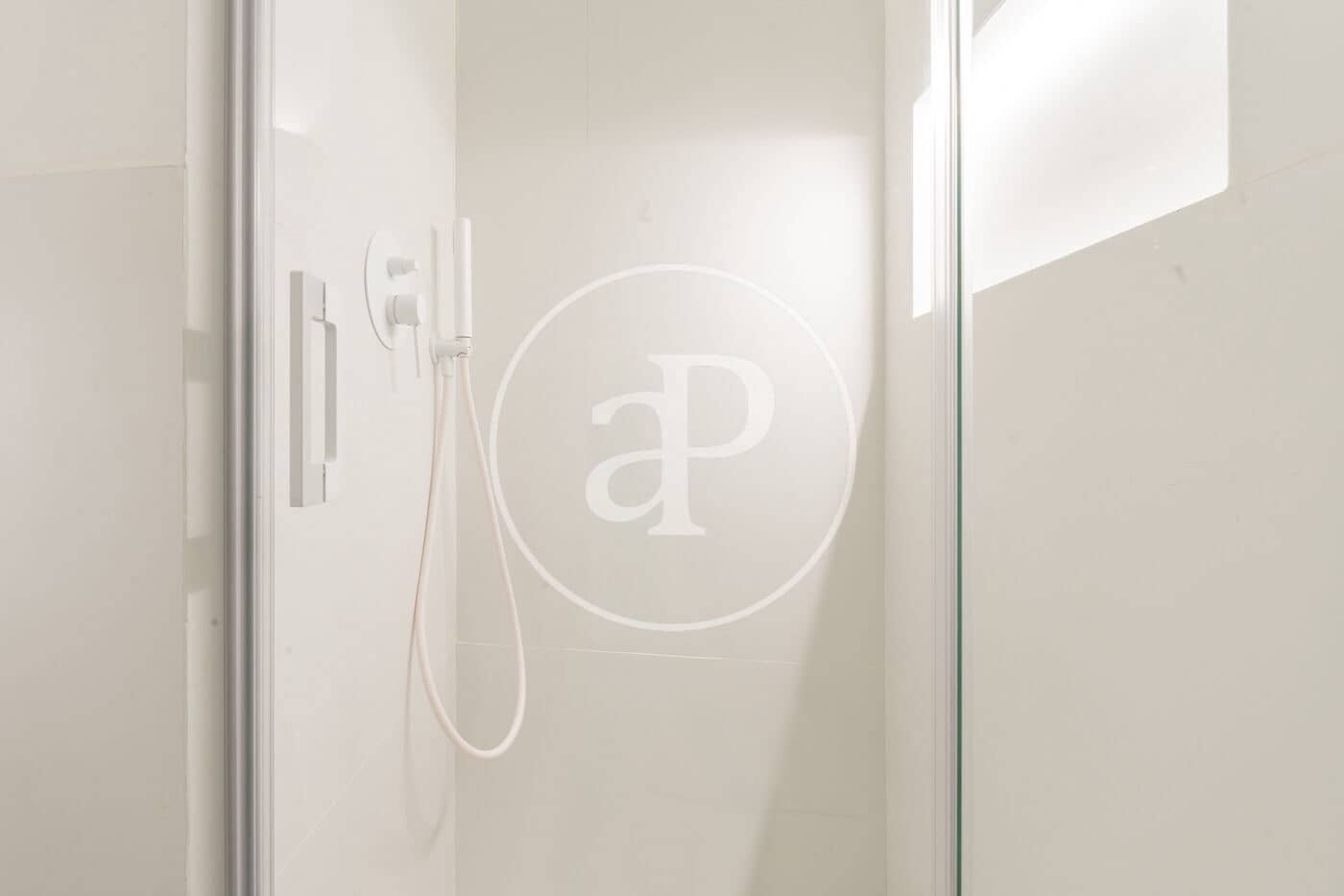 3 bedroom Apartment for sale in Madrid city - € 1,245,000 (Ref: 9007770)