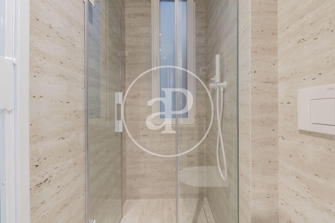 3 bedroom Apartment for sale in Madrid city - € 1,245,000 (Ref: 9007770)