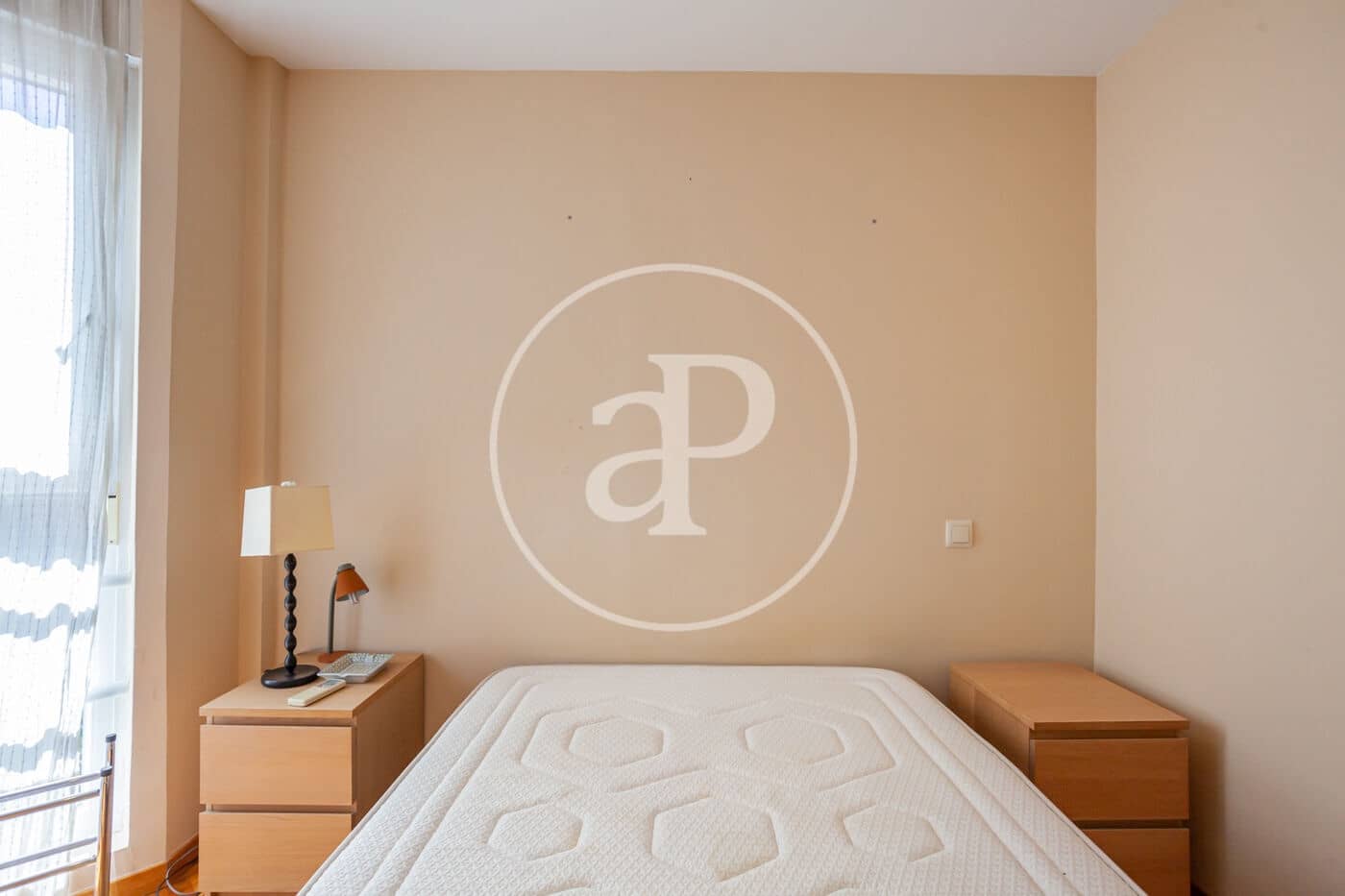 1 bedroom Apartment for rent in Madrid city with pool garage - € 1,500 (Ref: 9007771)