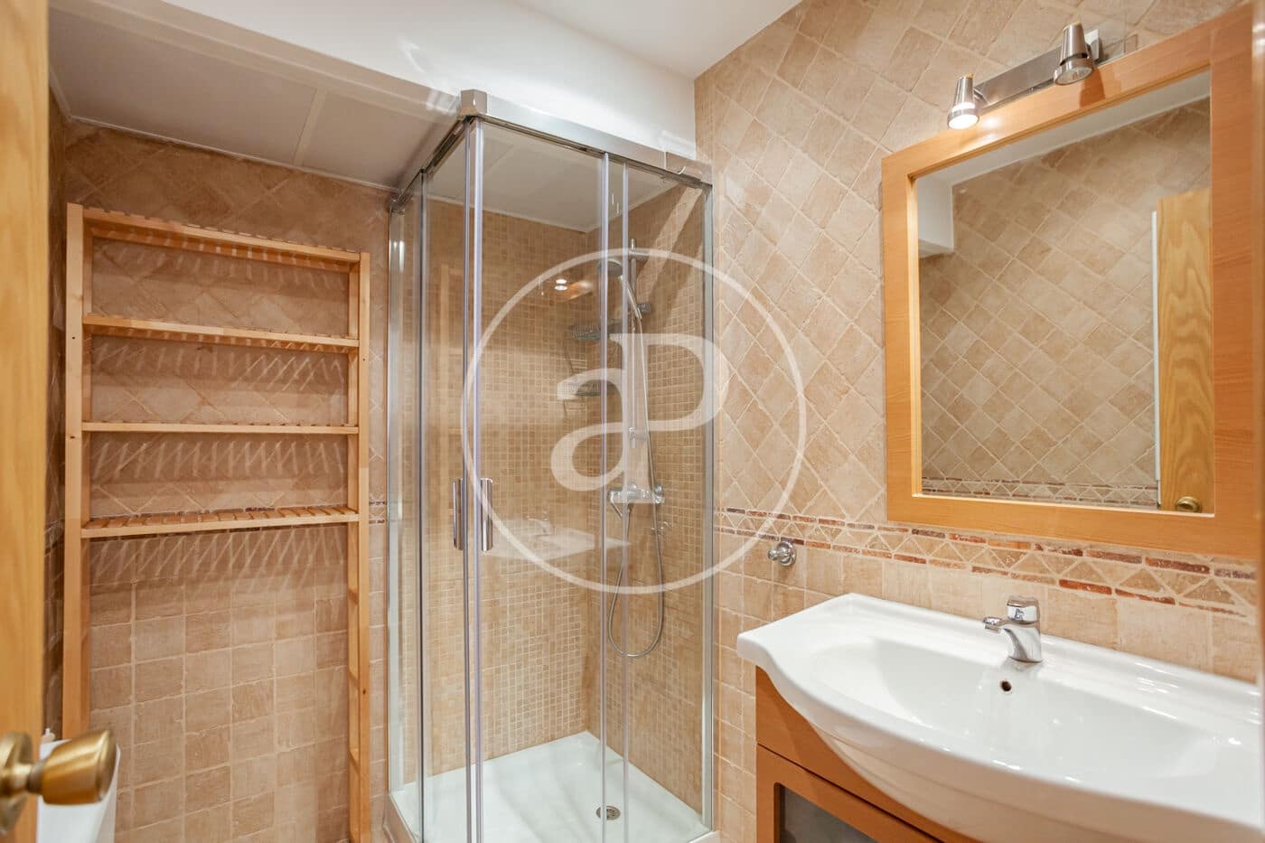 1 bedroom Apartment for rent in Madrid city with pool garage - € 1,500 (Ref: 9007771)