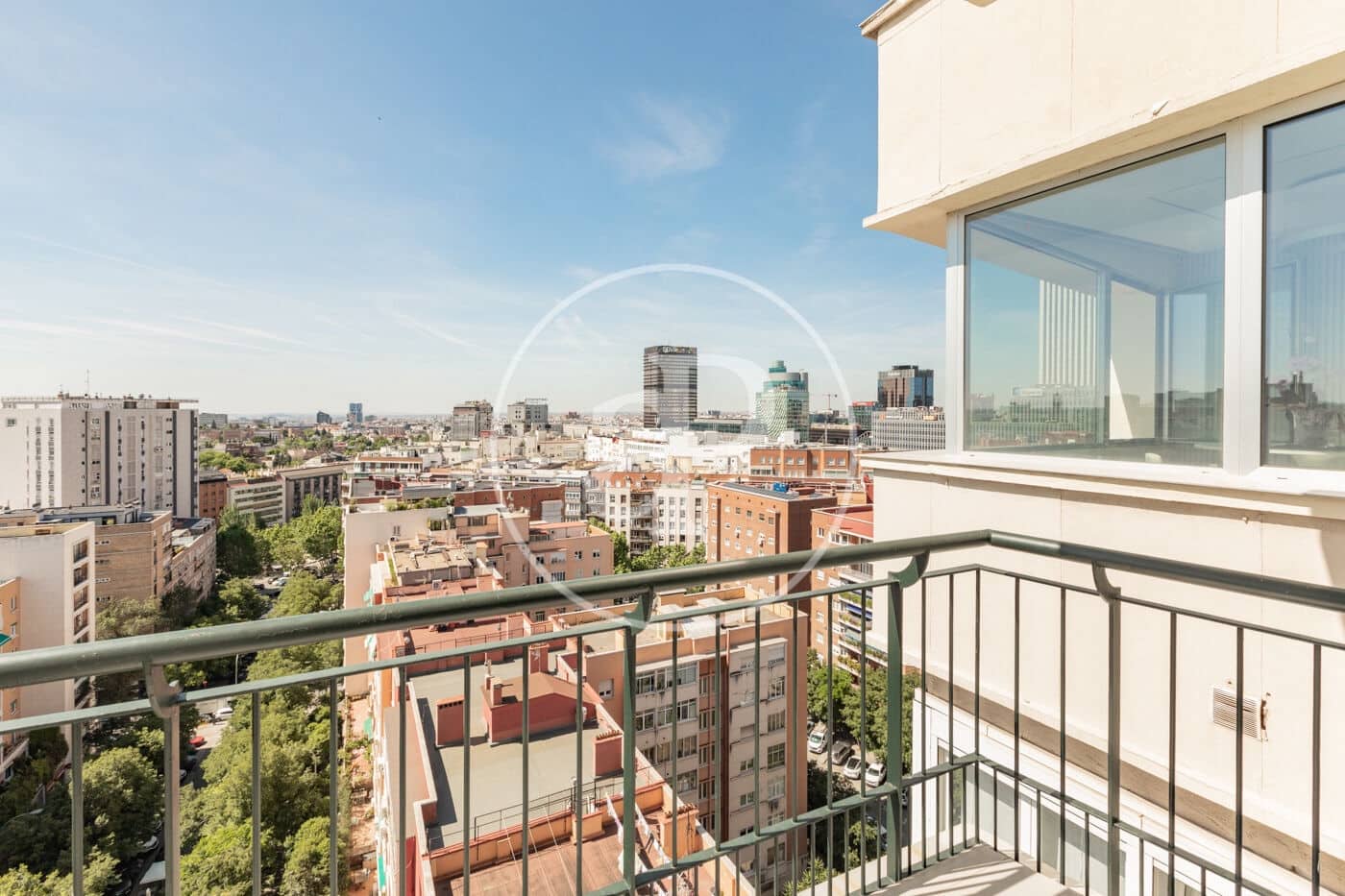 3 quarto Penthouse para venda em Madrid cidade com piscina - 7 000 000 € (Ref: 9007775)