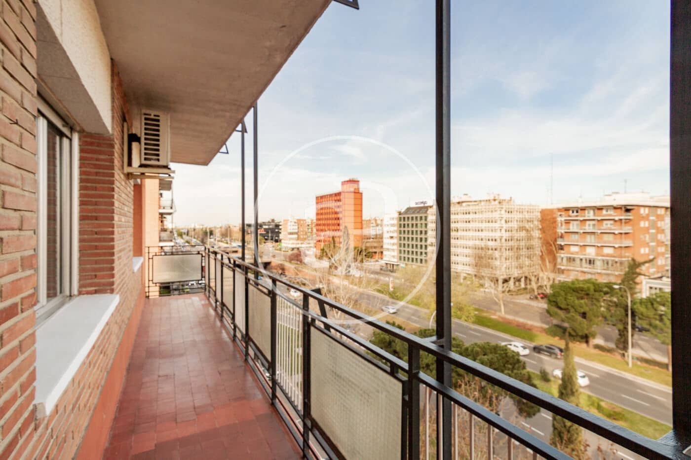 3 soveværelse Lejlighed til leje i Madrid by - € 3.200 (Ref: 9012602)