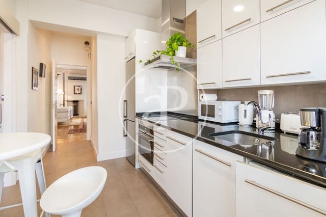 3 soveværelse Lejlighed til leje i La Paz, Madrid by - € 3.200 (Ref: 9012602)