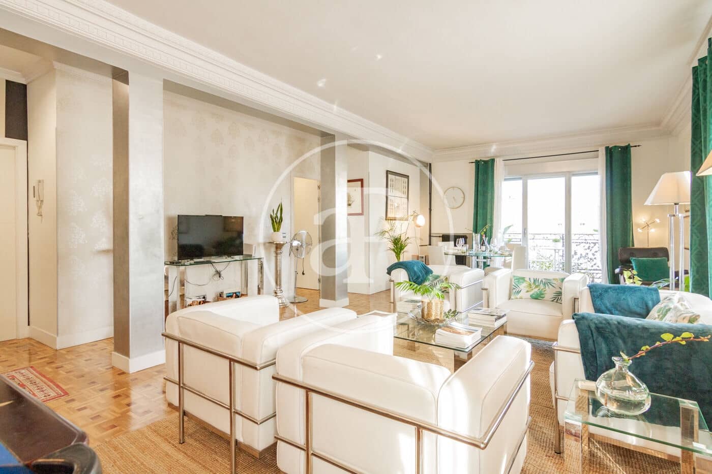 3 soveværelse Lejlighed til leje i Madrid by - € 3.200 (Ref: 9012602)