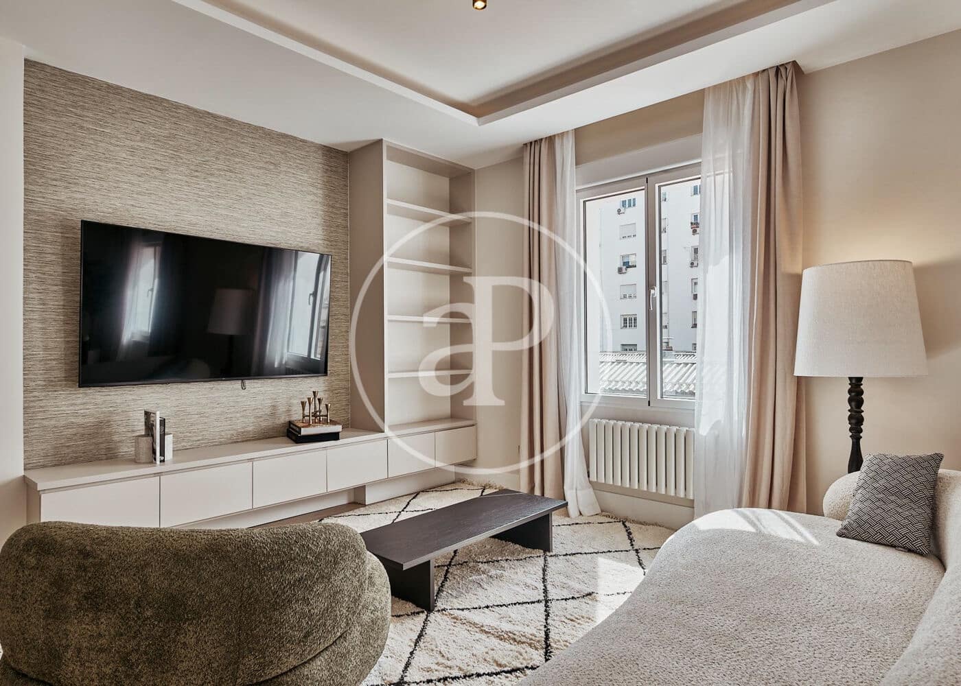 3 soveværelse Lejlighed til salg i Madrid by - € 1.279.000 (Ref: 9012605)