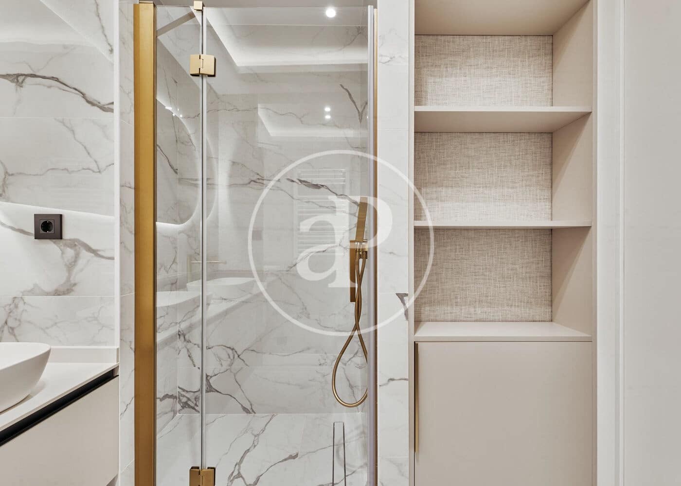 3 soveværelse Lejlighed til salg i Madrid by - € 1.279.000 (Ref: 9012605)