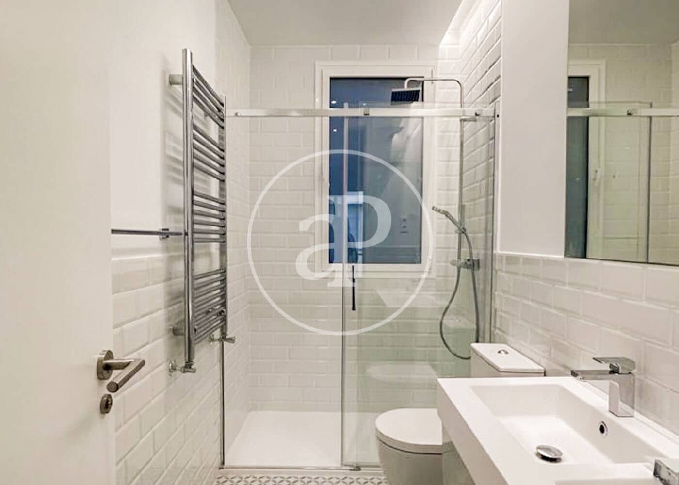 3 camera da letto Appartamento da affittare in Madrid citta - 4.700 € (Rif: 9012610)