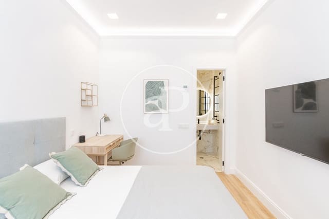 2 soverom Leilighet til leie i Universidad, Madrid by - € 3 000 (Ref: 9015113)