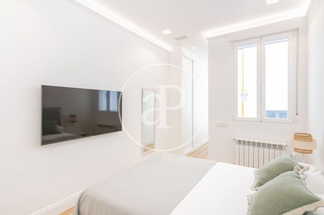 2 soverom Leilighet til leie i Universidad, Madrid by - € 3 000 (Ref: 9015113)