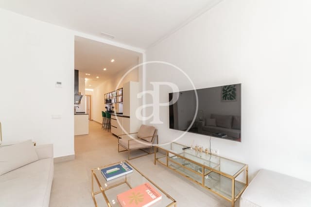 2 bedroom Apartment for rent in Universidad, Madrid city - € 3,000 (Ref: 9015113)