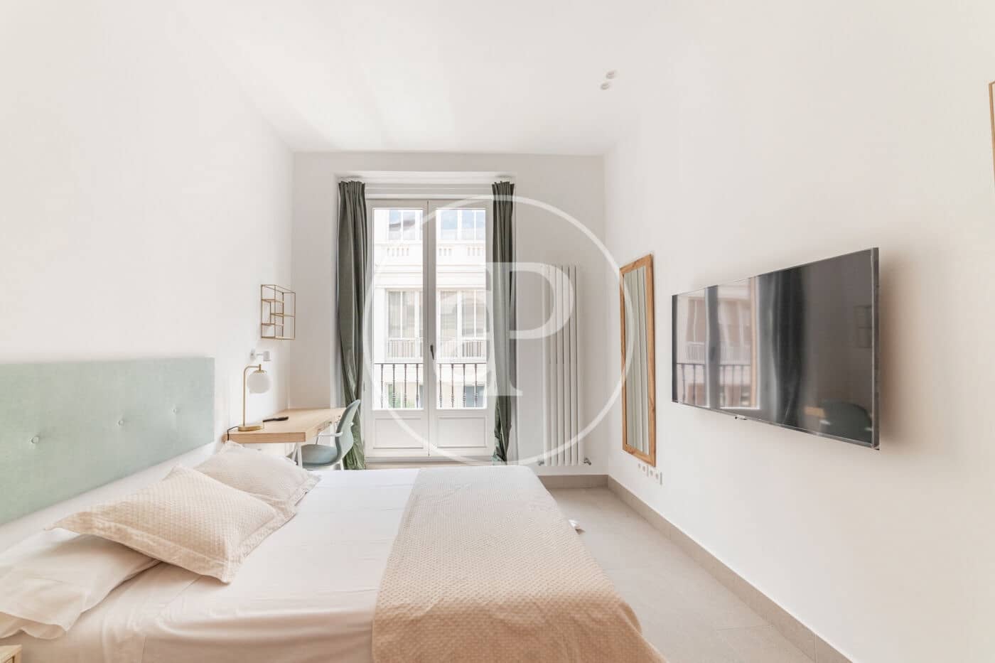 2 bedroom Apartment for rent in Madrid city - € 3,000 (Ref: 9015113)