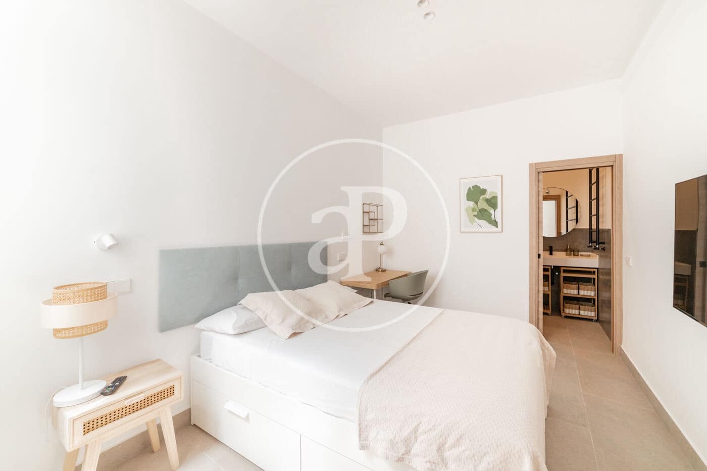 2 bedroom Apartment for rent in Madrid city - € 3,000 (Ref: 9015113)