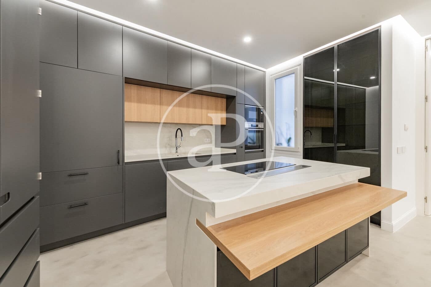 3 slaapkamer Appartement te koop in Madrid stad - € 2.998.000 (Ref: 9018247)