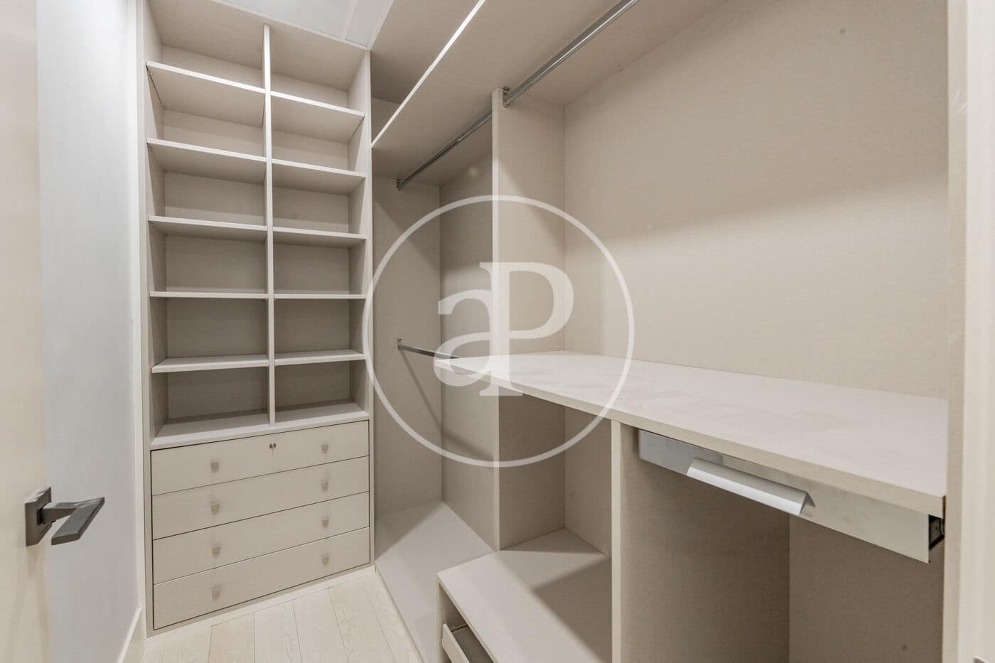 3 slaapkamer Appartement te koop in Madrid stad - € 2.998.000 (Ref: 9018247)