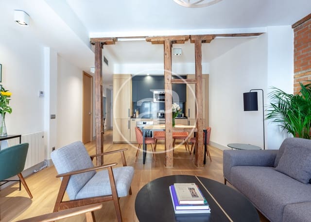 Apartamento de 3 habitaciones en Cortes, Madrid ciudad en alquiler - 3.000 € (Ref: 9018249)