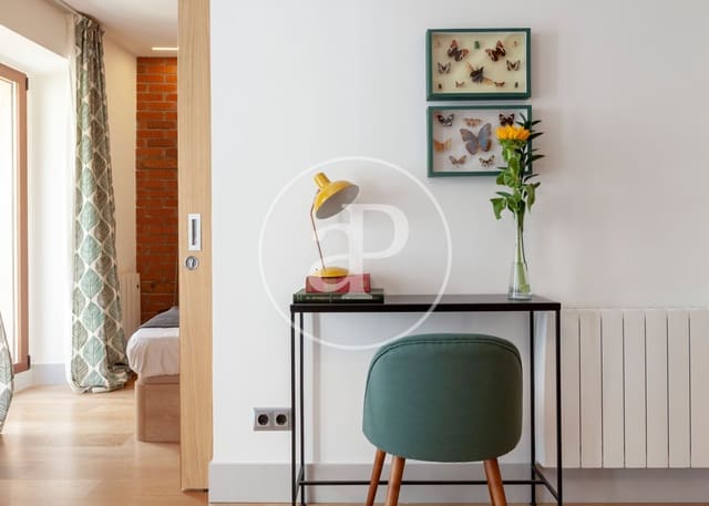 Apartamento de 3 habitaciones en Cortes, Madrid ciudad en alquiler - 3.000 € (Ref: 9018249)