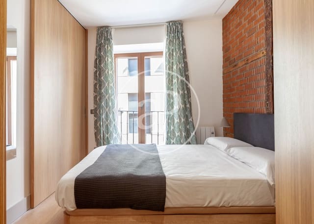 Apartamento de 3 habitaciones en Cortes, Madrid ciudad en alquiler - 3.000 € (Ref: 9018249)