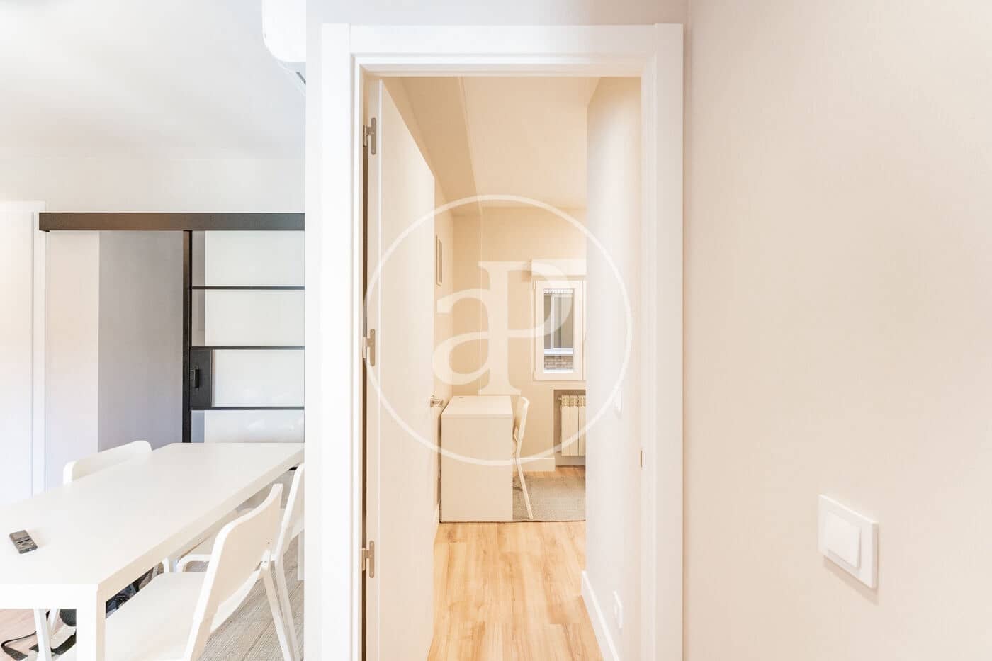 3 bedroom Apartment for rent in Madrid city - € 2,400 (Ref: 9018254)