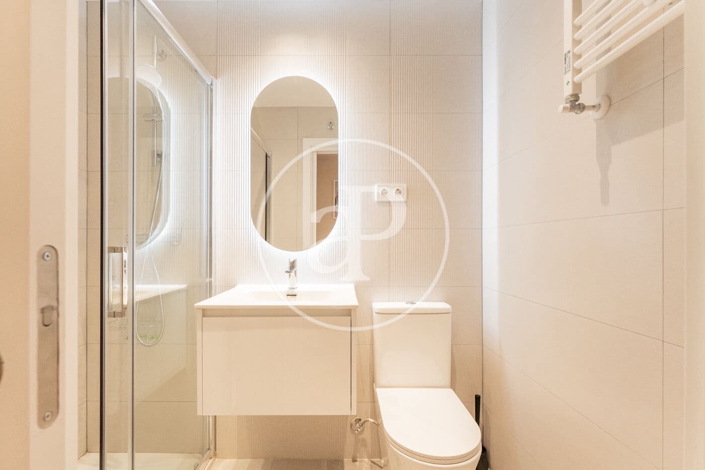 3 bedroom Apartment for rent in Madrid city - € 2,400 (Ref: 9018254)