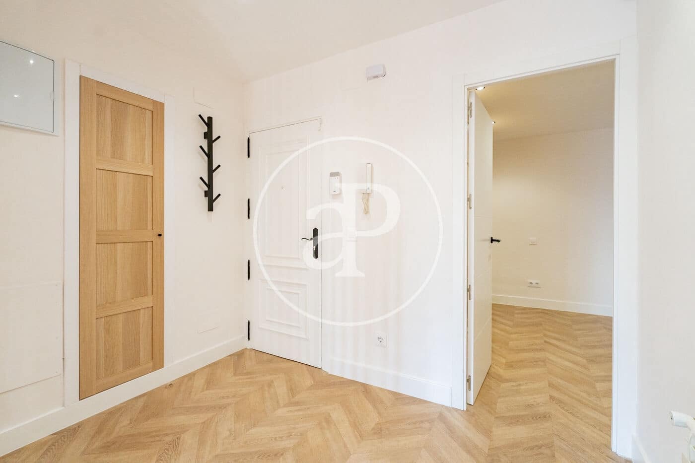3 Zimmer Apartment zu vermieten in Madrid Stadt mit Pool - 2.350 € (Ref: 9020917)