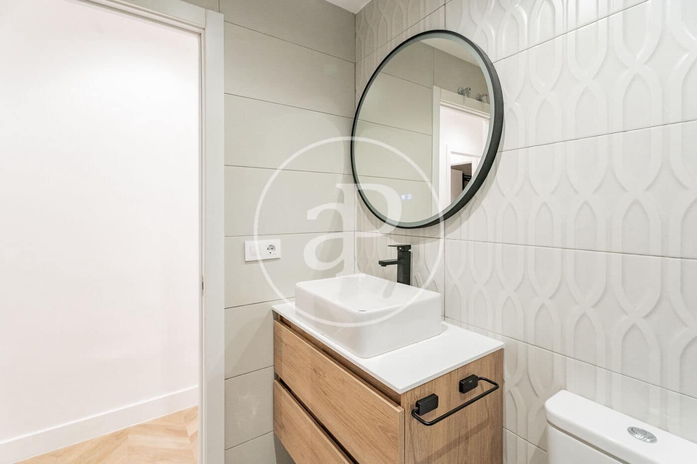 3 Zimmer Apartment zu vermieten in Madrid Stadt mit Pool - 2.350 € (Ref: 9020917)