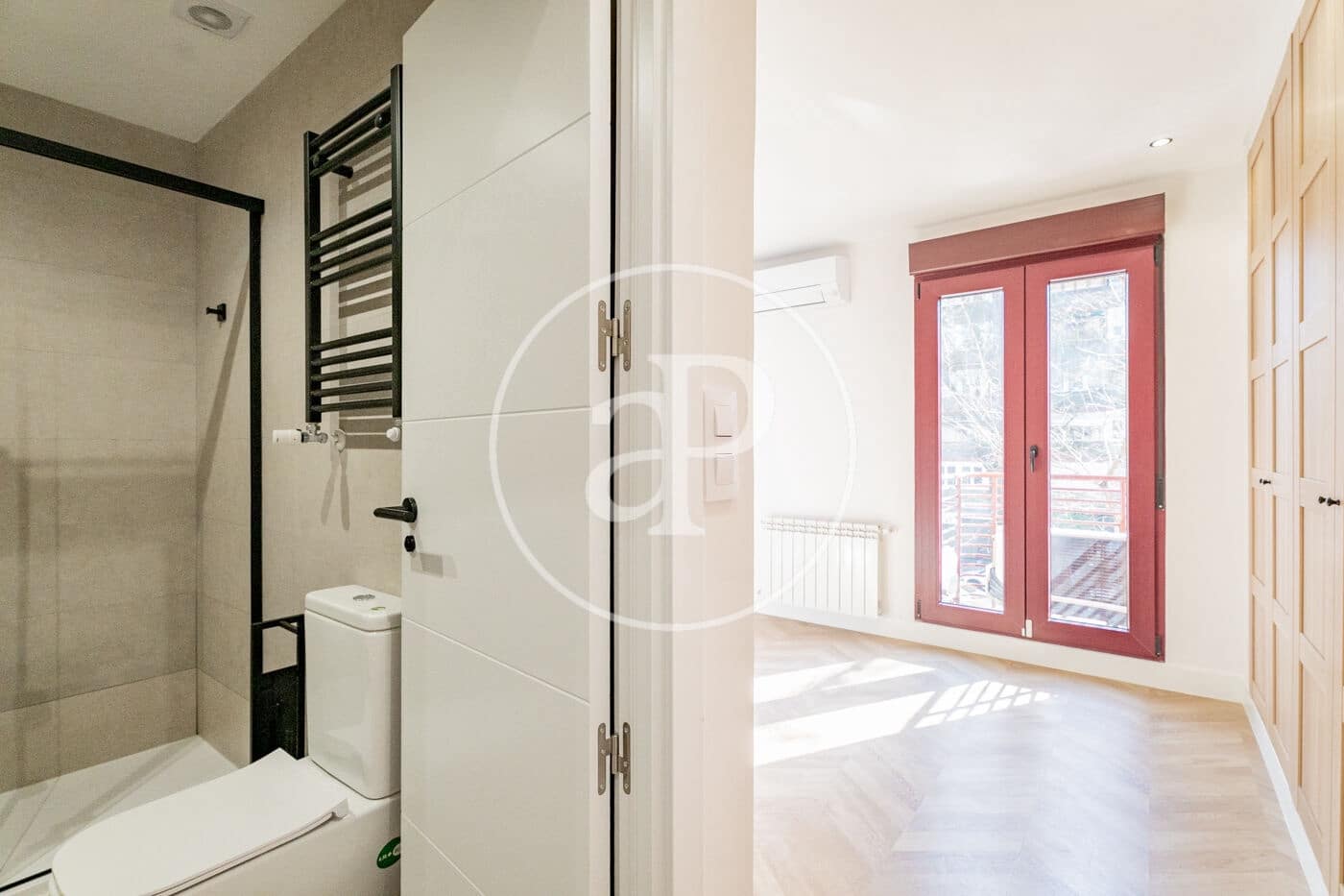 3 Zimmer Apartment zu vermieten in Madrid Stadt mit Pool - 2.350 € (Ref: 9020917)