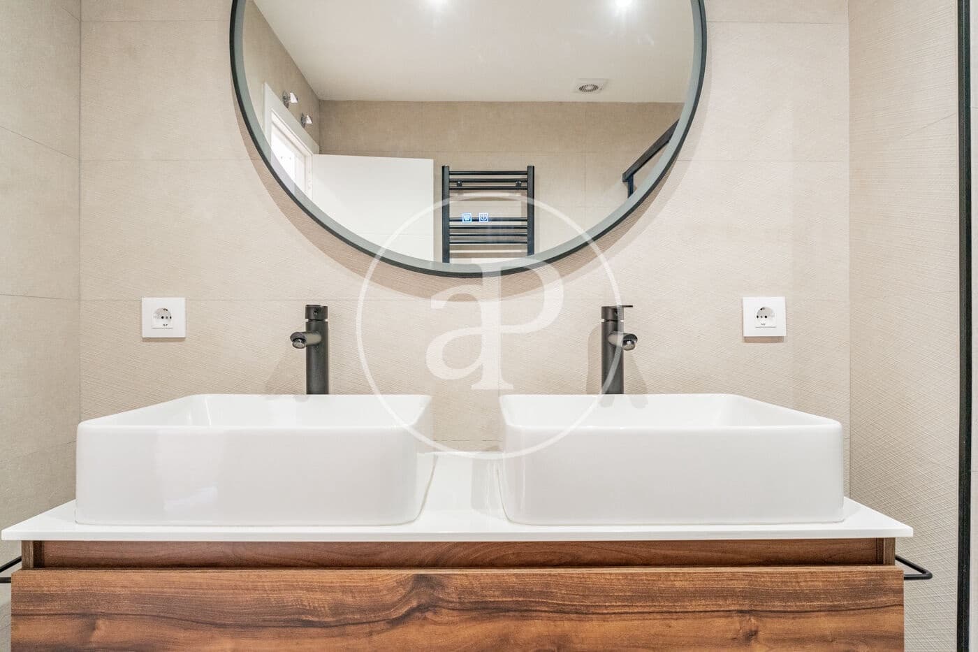 3 Zimmer Apartment zu vermieten in Madrid Stadt mit Pool - 2.350 € (Ref: 9020917)