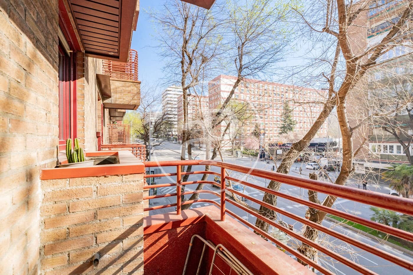 3 Zimmer Apartment zu vermieten in Madrid Stadt mit Pool - 2.350 € (Ref: 9020917)