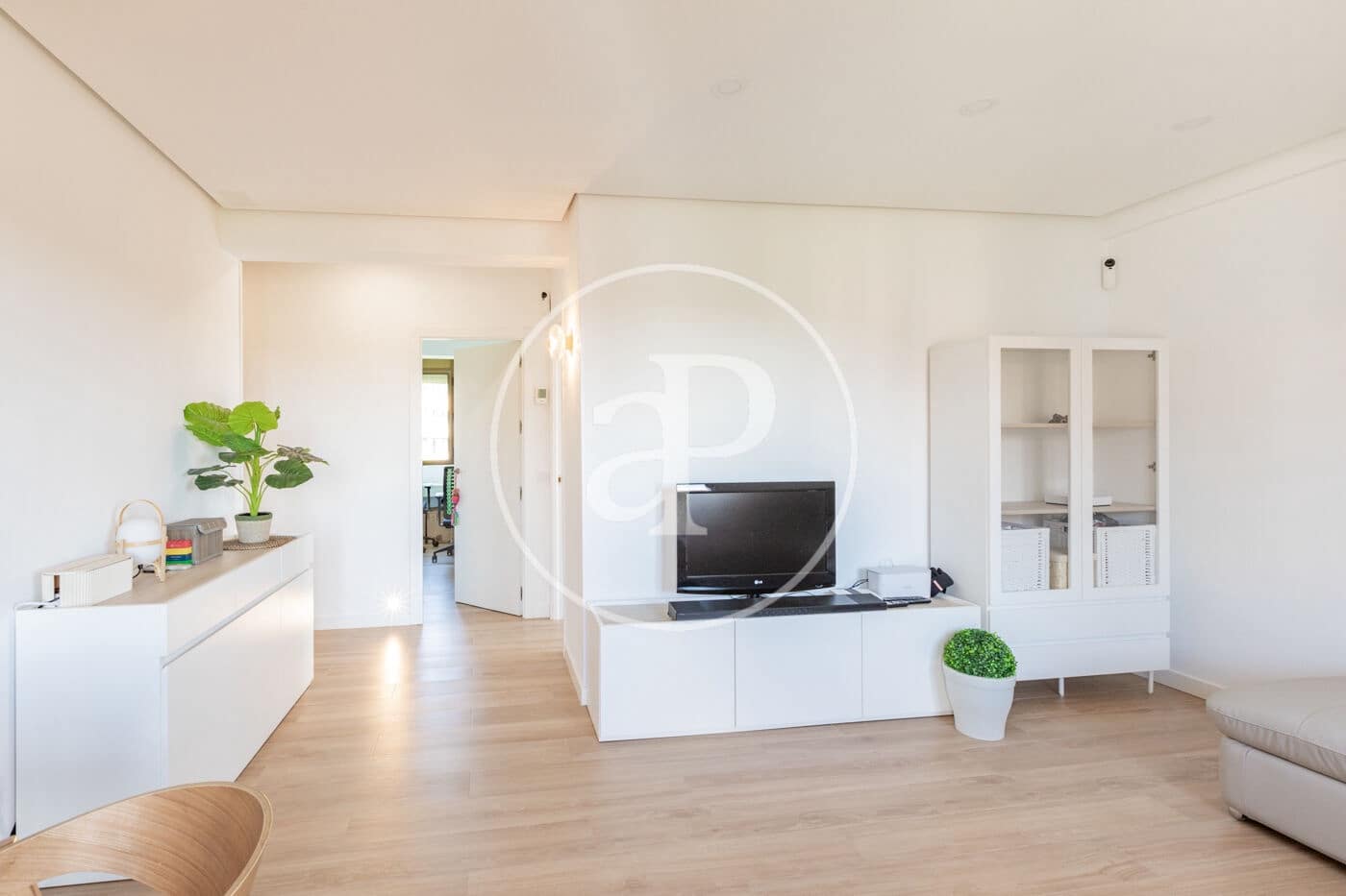 2 bedroom Apartment for rent in Madrid city - € 1,950 (Ref: 9020919)