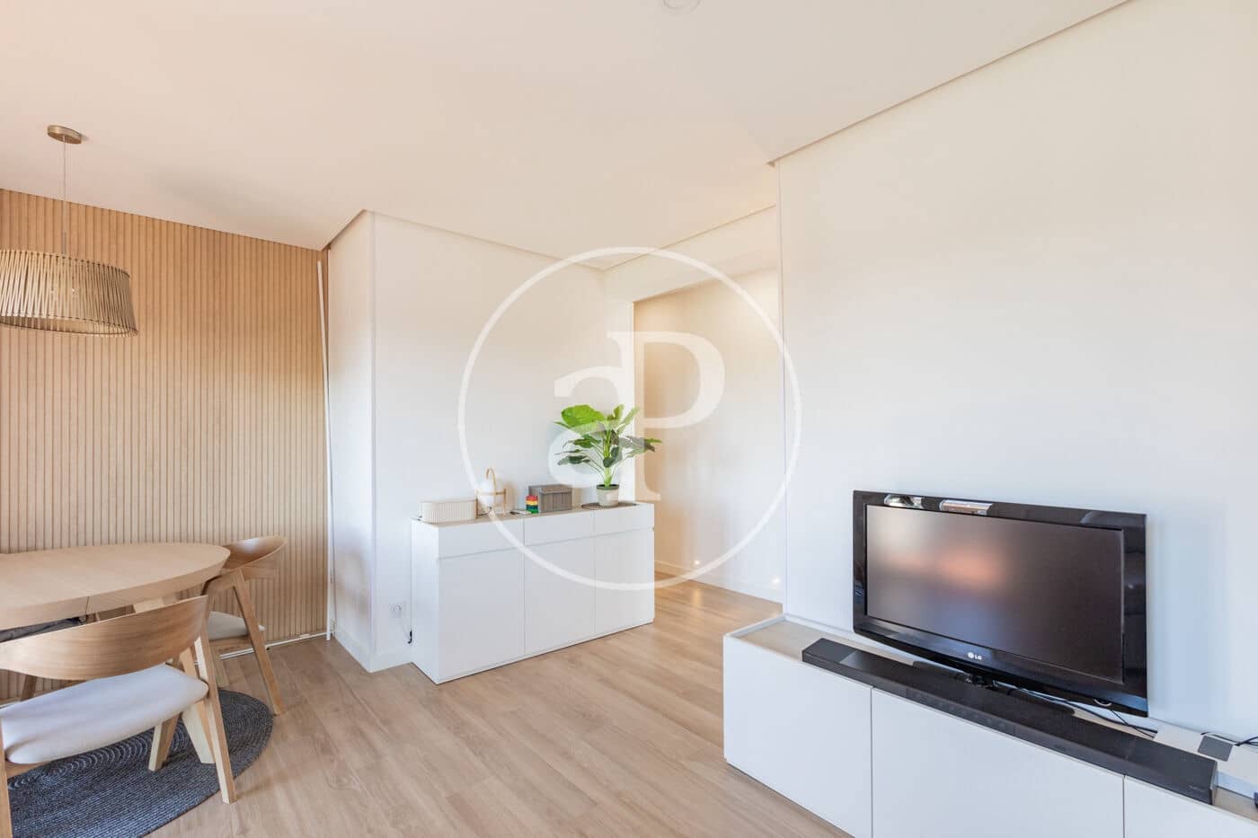 2 bedroom Apartment for rent in Madrid city - € 1,950 (Ref: 9020919)