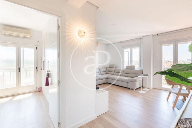 2 quarto Apartamento para arrendar em Hispanoamérica, Madrid cidade - 1 950 € (Ref: 9020919)