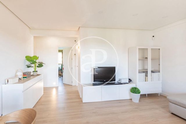 2 quarto Apartamento para arrendar em Hispanoamérica, Madrid cidade - 1 950 € (Ref: 9020919)
