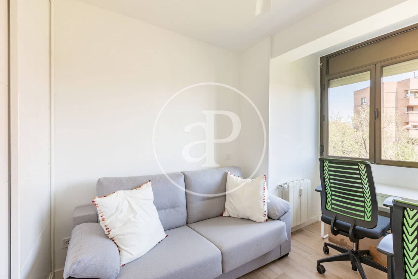 2 bedroom Apartment for rent in Madrid city - € 1,950 (Ref: 9020919)