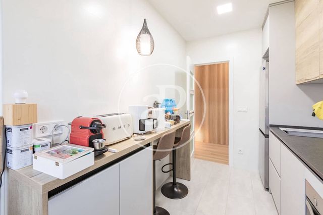 2 quarto Apartamento para arrendar em Hispanoamérica, Madrid cidade - 1 950 € (Ref: 9020919)