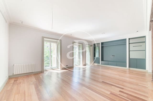 4 quarto Apartamento para arrendar em Castellana, Madrid cidade - 7 300 € (Ref: 9023203)