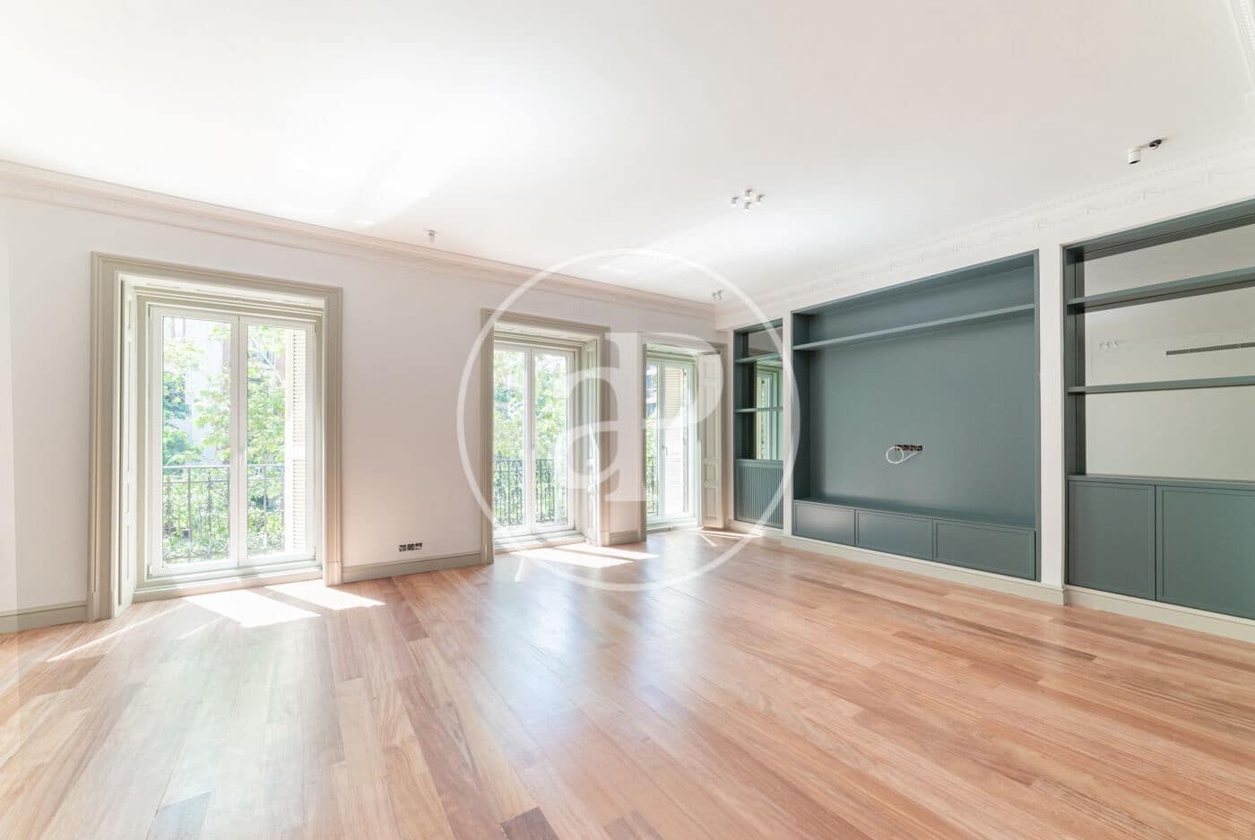 4 sovrum Lägenhet att hyra i Madrid stad - 7 300 € (Ref: 9023203)