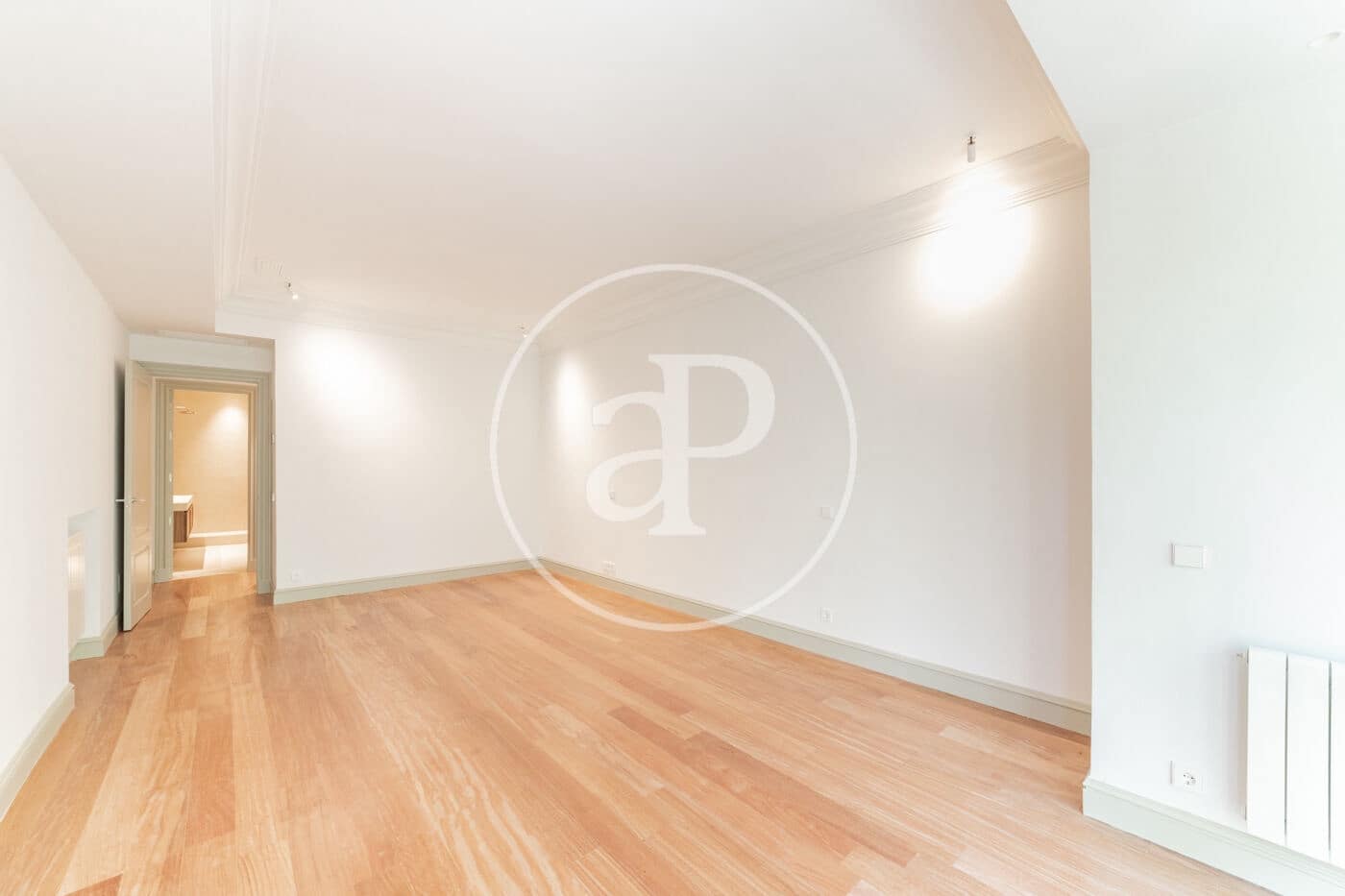 4 sovrum Lägenhet att hyra i Madrid stad - 7 300 € (Ref: 9023203)
