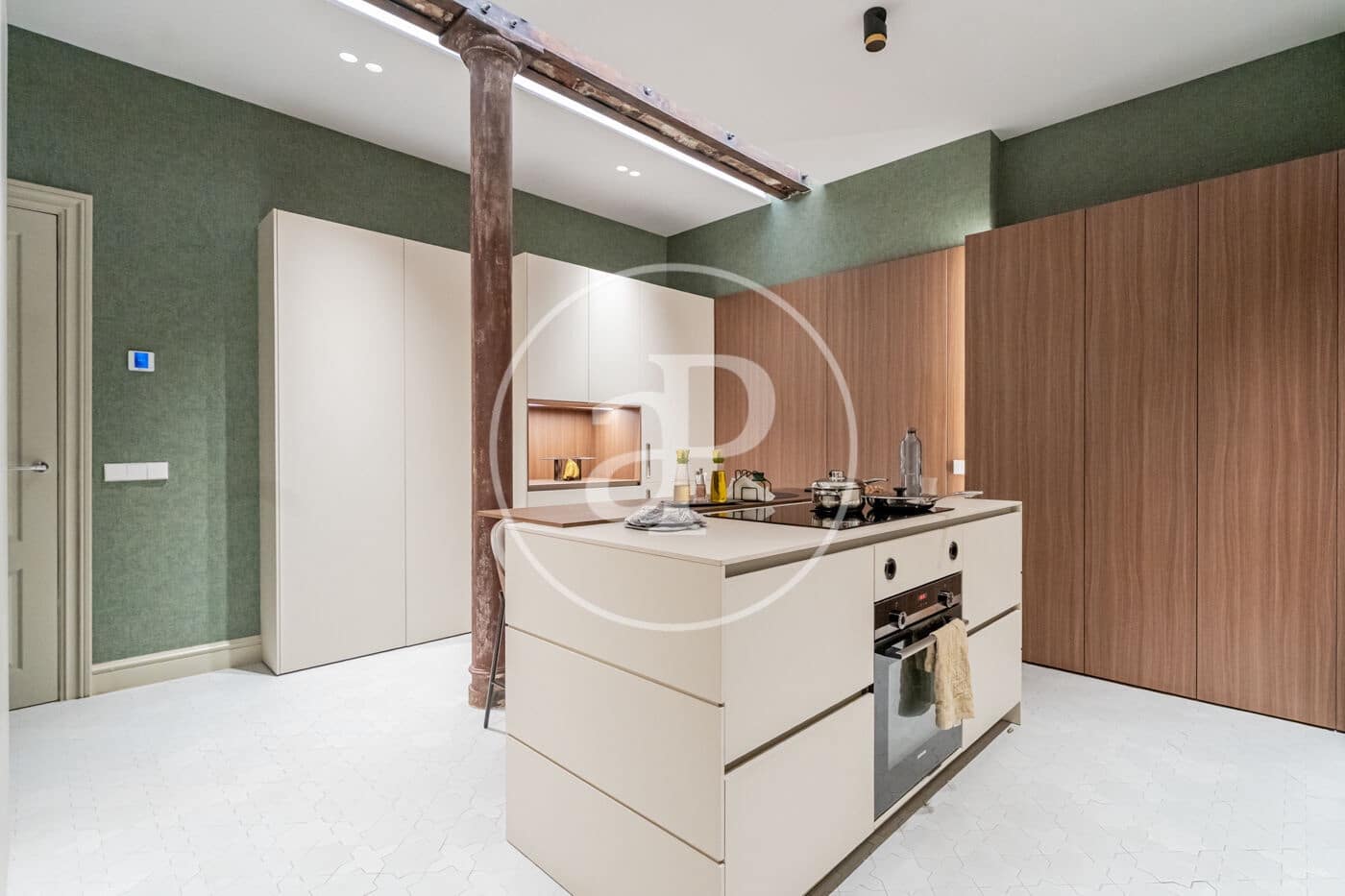 4 bedroom Apartment for rent in Madrid city - € 7,300 (Ref: 9023203)