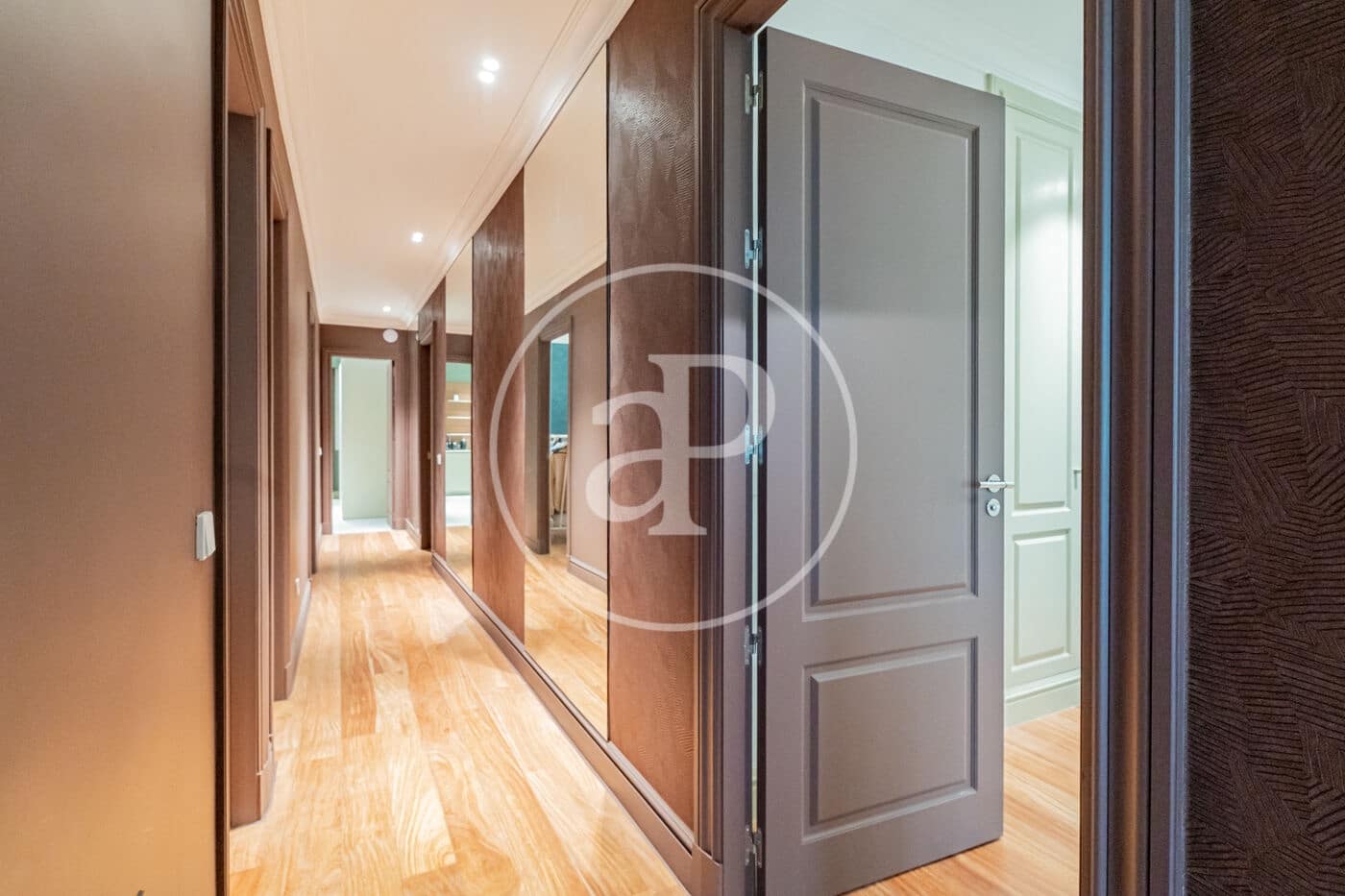 4 bedroom Apartment for rent in Madrid city - € 7,300 (Ref: 9023203)