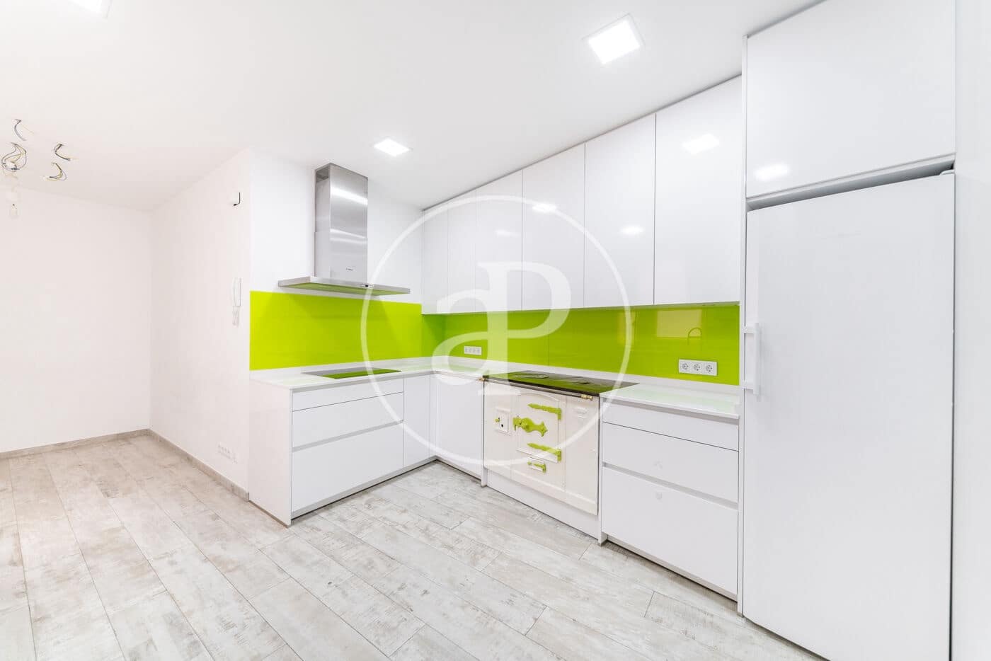 Appartement de 3 chambres à louer à Madrid ville - 4 500 € (Ref: 9023208)